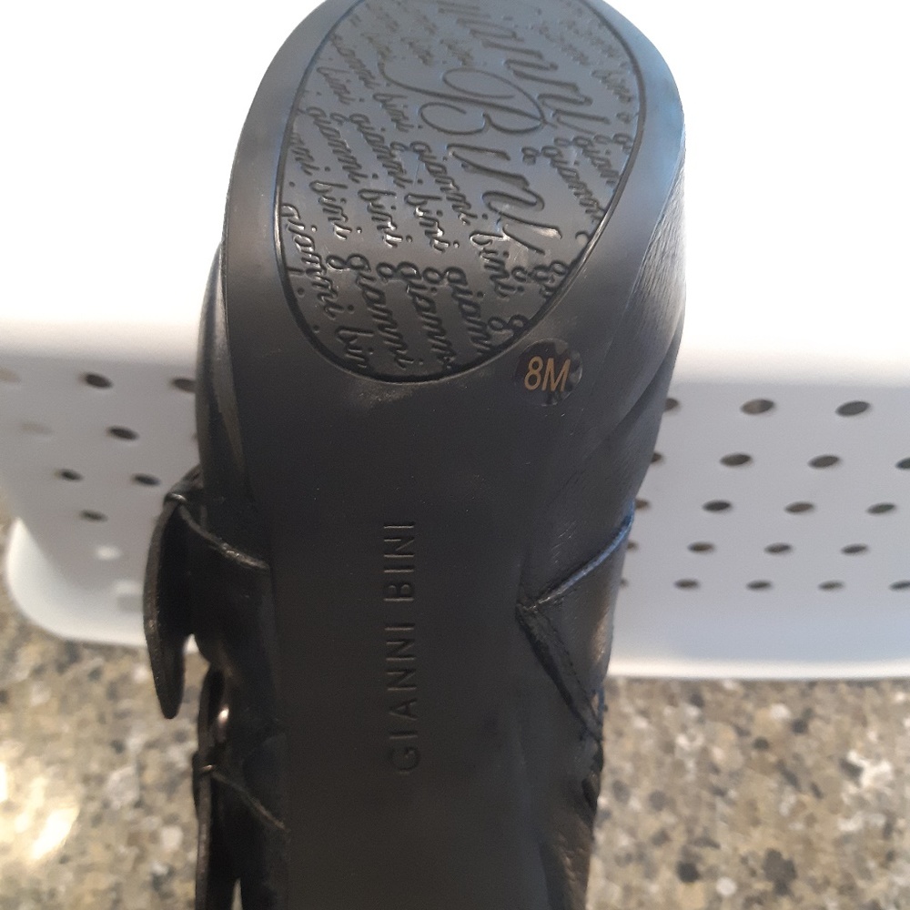 boots - Picture 2 of 2